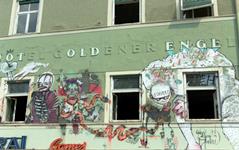 Graffitiga kaetud sein