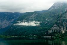 Pilv järve kohal